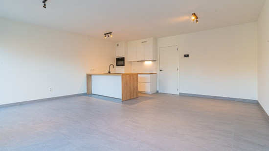 Beekstraat - 33 - - 9100