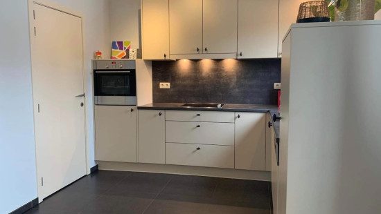 Stationswal - 25 - - 3960