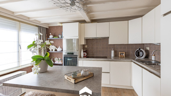 Hoogstraat - 65 - - 9960