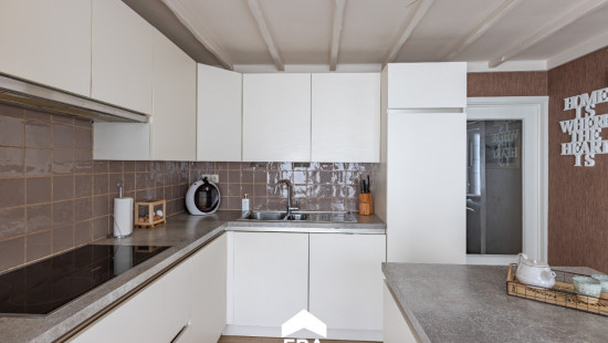 Hoogstraat - 65 - - 9960