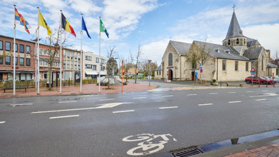 Dorp West - 3 - - 2070