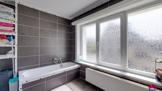 Jan de Coomanstraat - 49 - - 9500