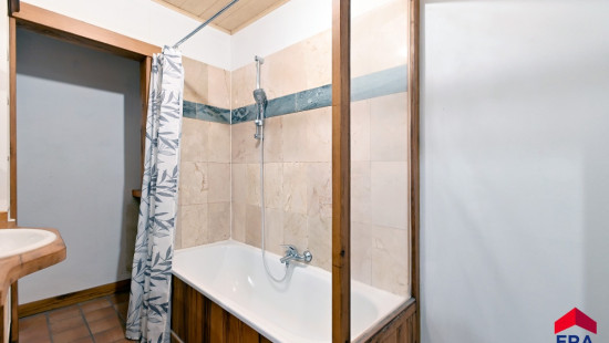 Koning Albertstraat - 23 - - 9900