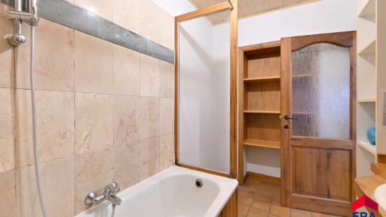 Koning Albertstraat - 23 - - 9900