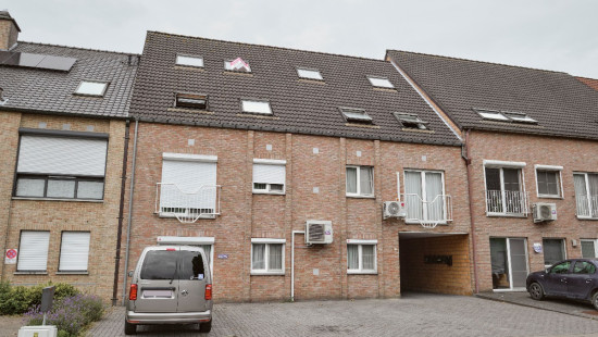 Jeugdlaan - 9 - bus 6 - 3900