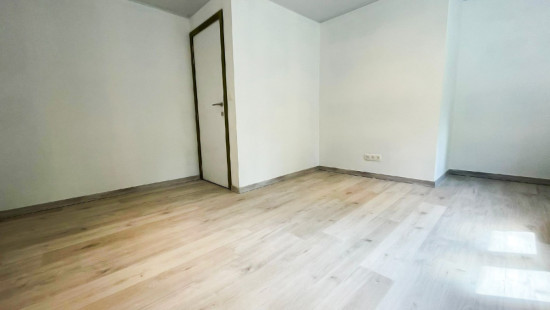 Dertig Zilverlingenstraat - 47 - - 8700