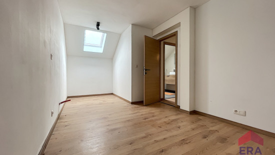 Rue Roua - 3B - - 4218