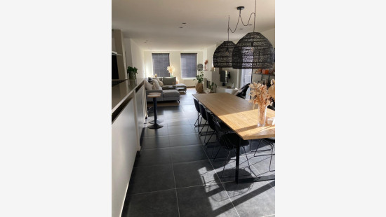 Menenstraat - 11 - - 8880