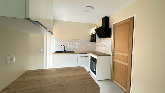 Kloosterstraat - 1 - - 8560