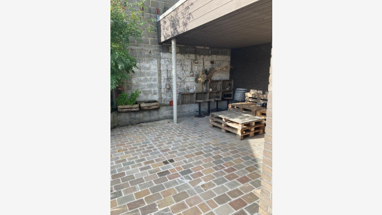 Menenstraat - 11 - - 8880