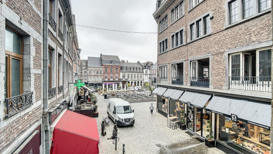 Grand Place - 12 - - 4500