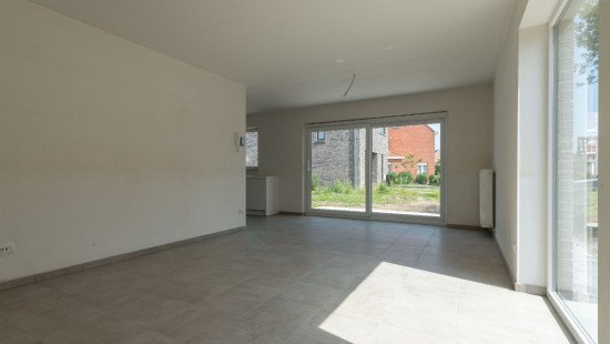 Bruggestraat - 96 - - 8730