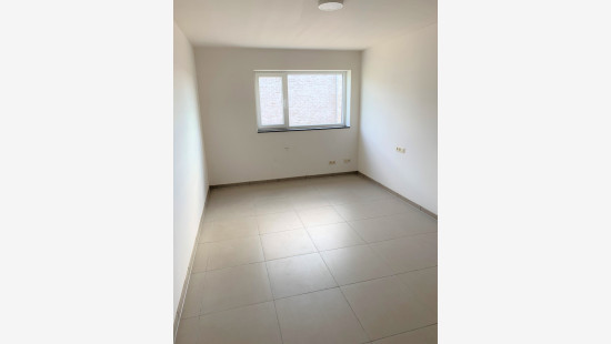 Holstraat - 115 - - 9940