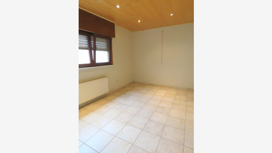 Ooststraat - 75 - - 8647