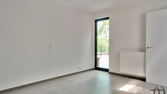 Staatsbaan - 330 - B - 3210