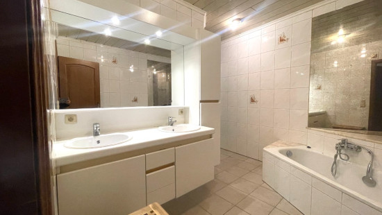 Hogeweg - 108 - - 8930