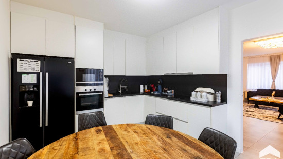 1 Meistraat - 3 - - 9300