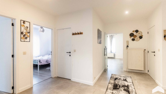 1 Meistraat - 3 - - 9300