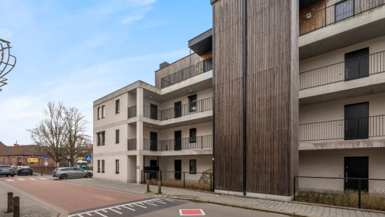 Gelaagstraat - 165 - M - 9140