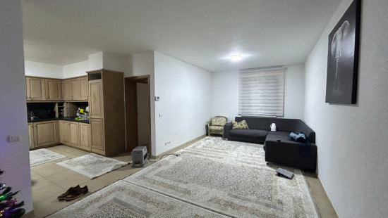 Stationstraat - 124 - - 8890