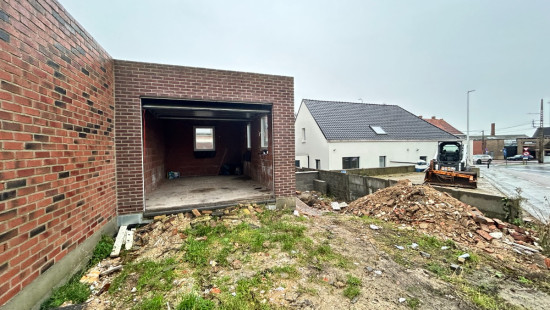 Stationstraat - 124 - - 8890