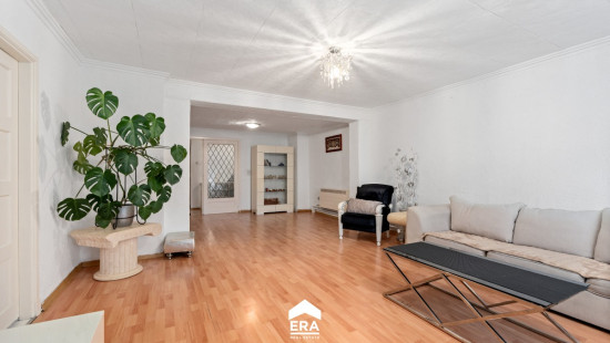 Acht Meilaan - 9 - - 3680