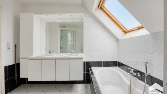 Dr.-Van de Perrestraat - 12 - F - 2440