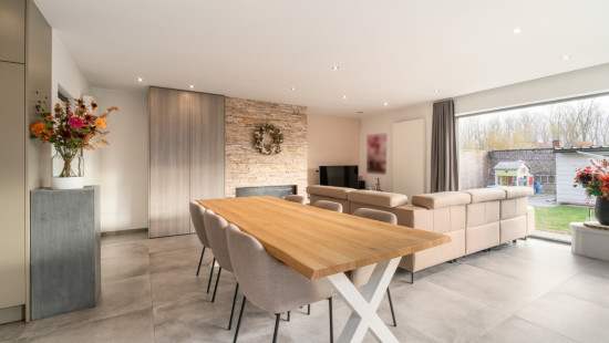 Textielstraat - 7 - - 9700