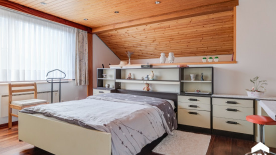 Moggeweidestraat - 26 - - 3570