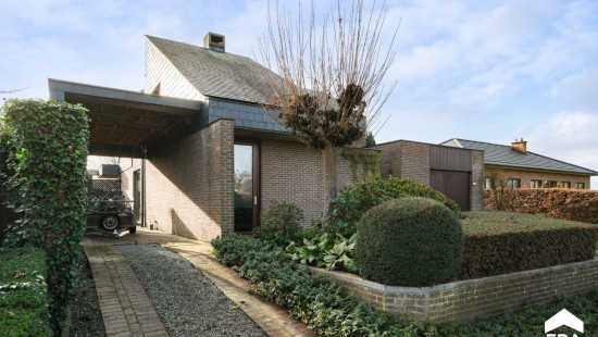 Moggeweidestraat - 26 - - 3570