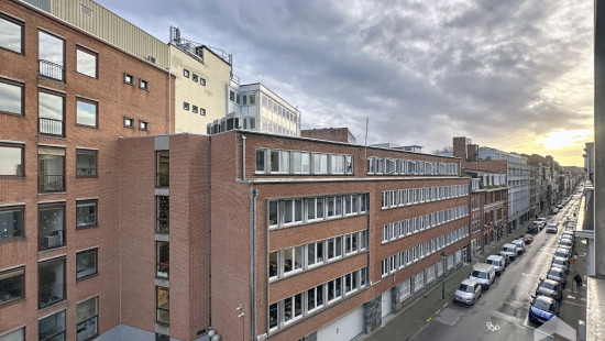 Rue Saint-Bernard - 19 - - 1060