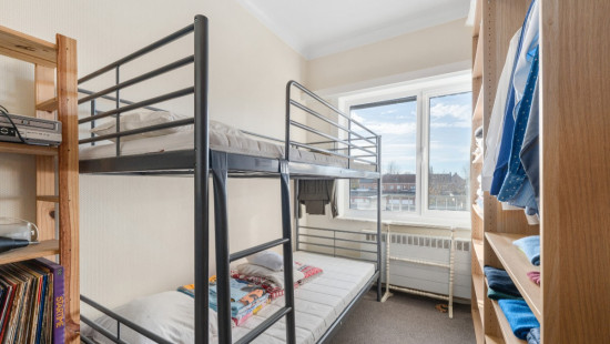 Adrien Van Roeyenstraat - 33 - - 2070