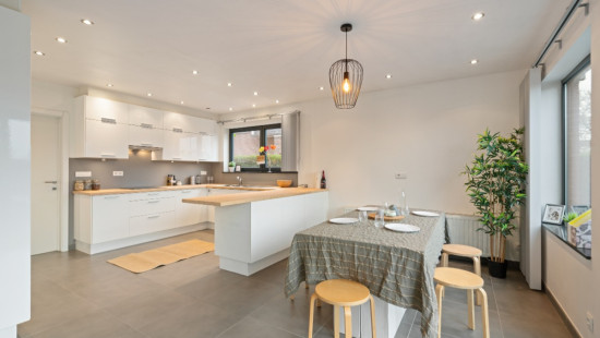 Bevrijdingslaan - 192 - A - 9200