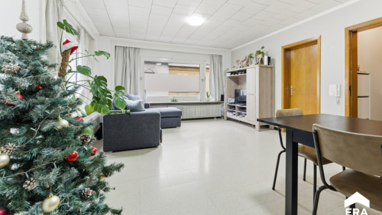 Statiestraat - 90 - - Sectie F 586 C2 - 8810