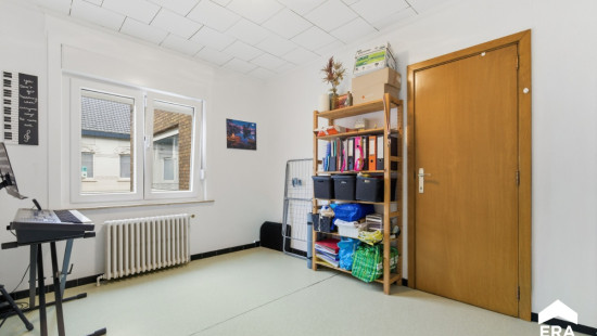 Statiestraat - 90 - - Sectie F 586 C2 - 8810