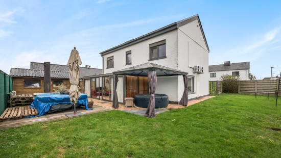 Hemelsbreedte - 44 - - 9112