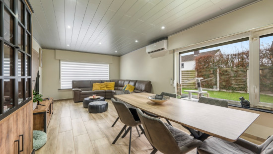 Hemelsbreedte - 44 - - 9112