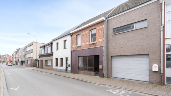 Dorpstraat - 102 - - 2070