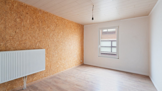 Dorpstraat - 102 - - 2070