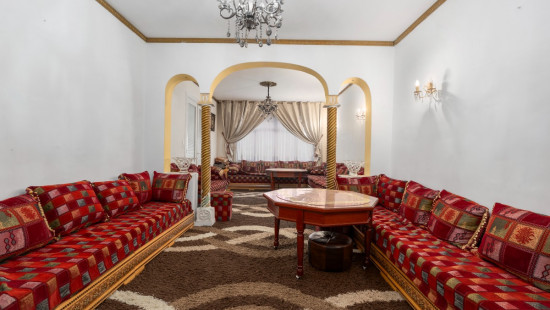 Stationsstraat - 50 - - 9280