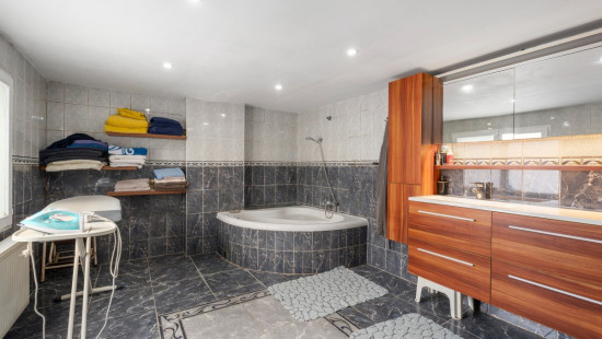 Stationsstraat - 50 - - 9280