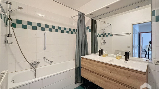 Place Adolphe Sax - 1 - 3 - 1050