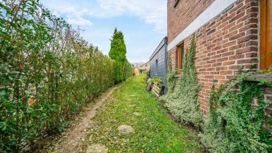 Avenue du Foyer - 106 - - 4820