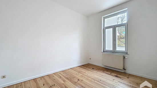 Rue Gray - 147 - - 1050