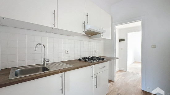 Rue Gray - 147 - - 1050