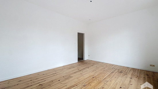 Rue Gray - 147 - - 1050