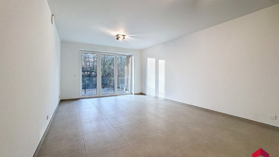 Rue de la Justice - 79 - B12 - 5300