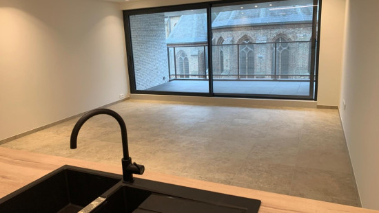 Guido Gezelleplein - 1-3 - 203 - 8840