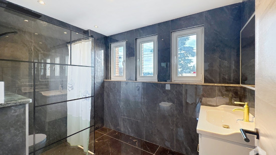 Boulevard Rossevelt - 12 - - 7060