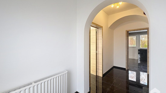 Boulevard Rossevelt - 12 - - 7060